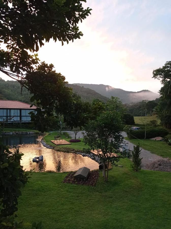 Pousada E Restaurante Casa Cida E Evandro Gaspar Buitenkant foto