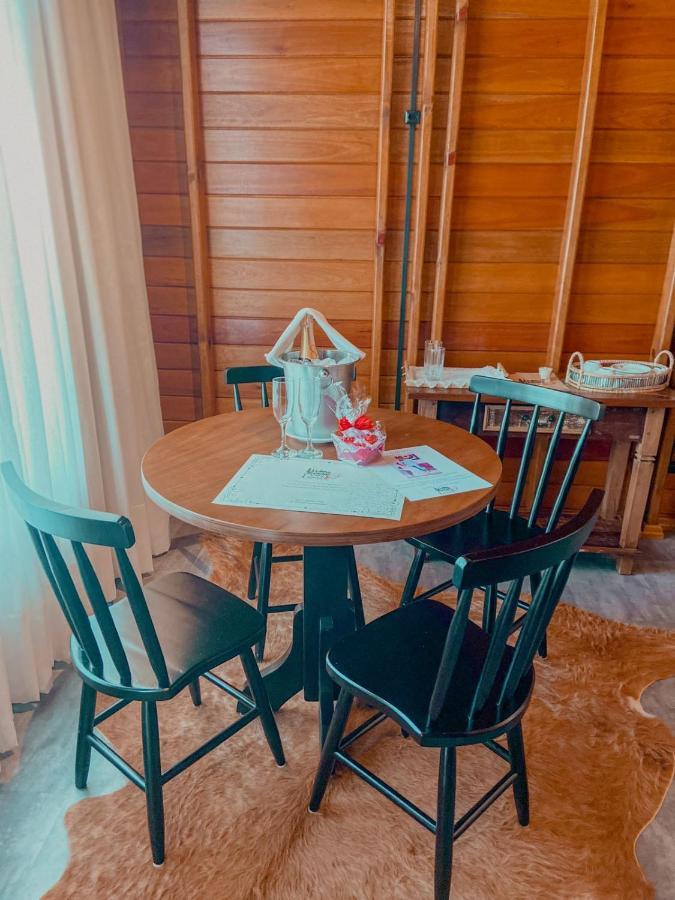 Pousada E Restaurante Casa Cida E Evandro Gaspar Buitenkant foto